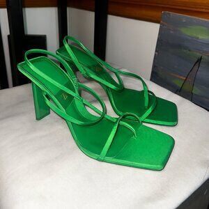 Pretty green Zara heels
